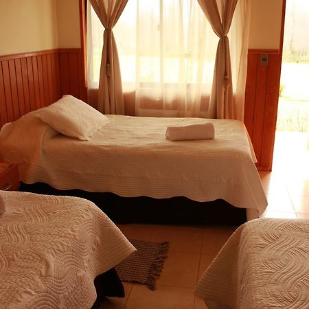 Hosteria Y Camping Del Bosque Пукон Екстер'єр фото