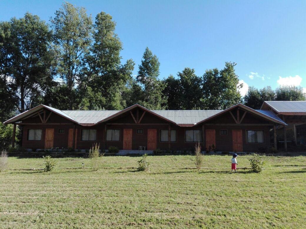 Hosteria Y Camping Del Bosque Пукон Екстер'єр фото