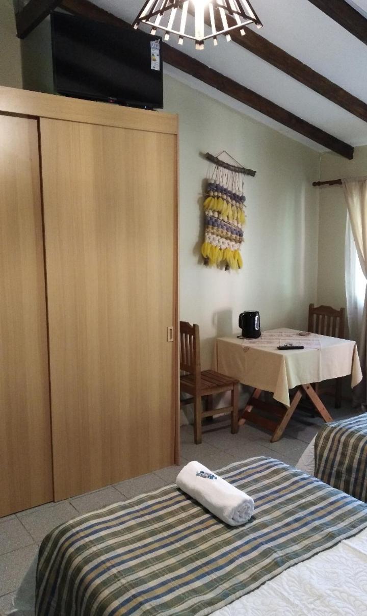 Hosteria Y Camping Del Bosque Пукон Екстер'єр фото